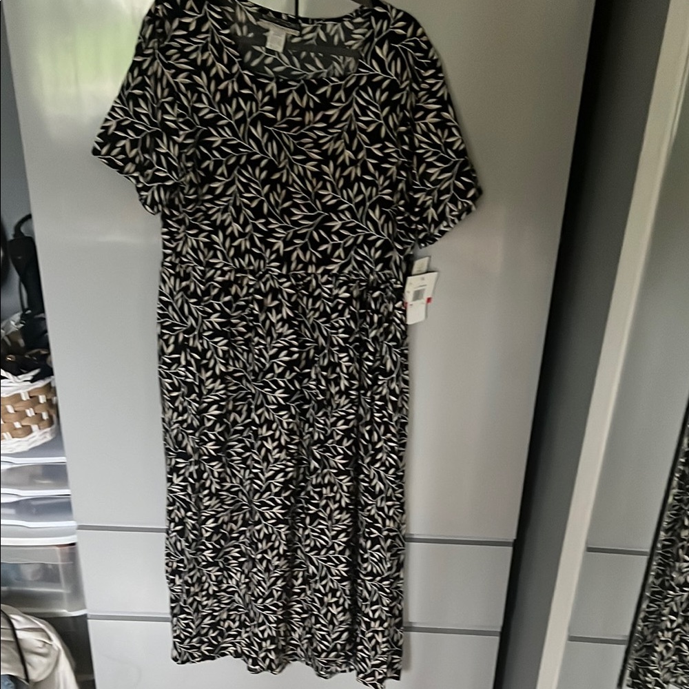 Notations Black and White Midi Sundress